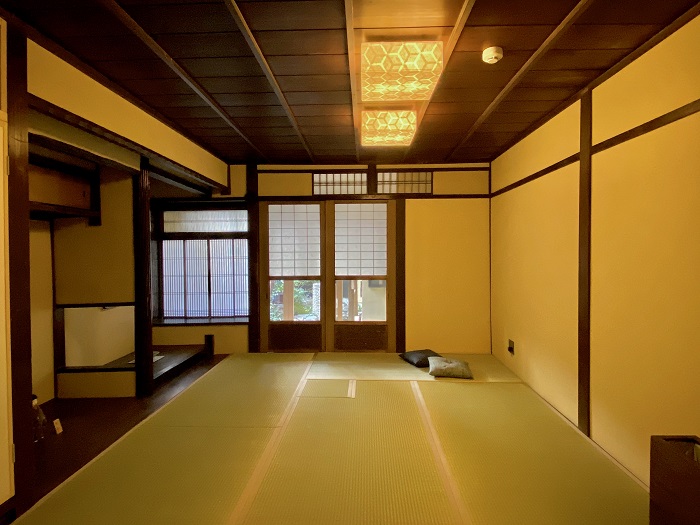 CAMPTON HIGASHIYAMA ROKU